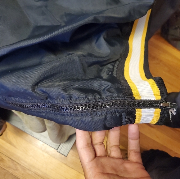 Boston Bruins Vintage Starter Pullover 1990s - Picture 6 of 6